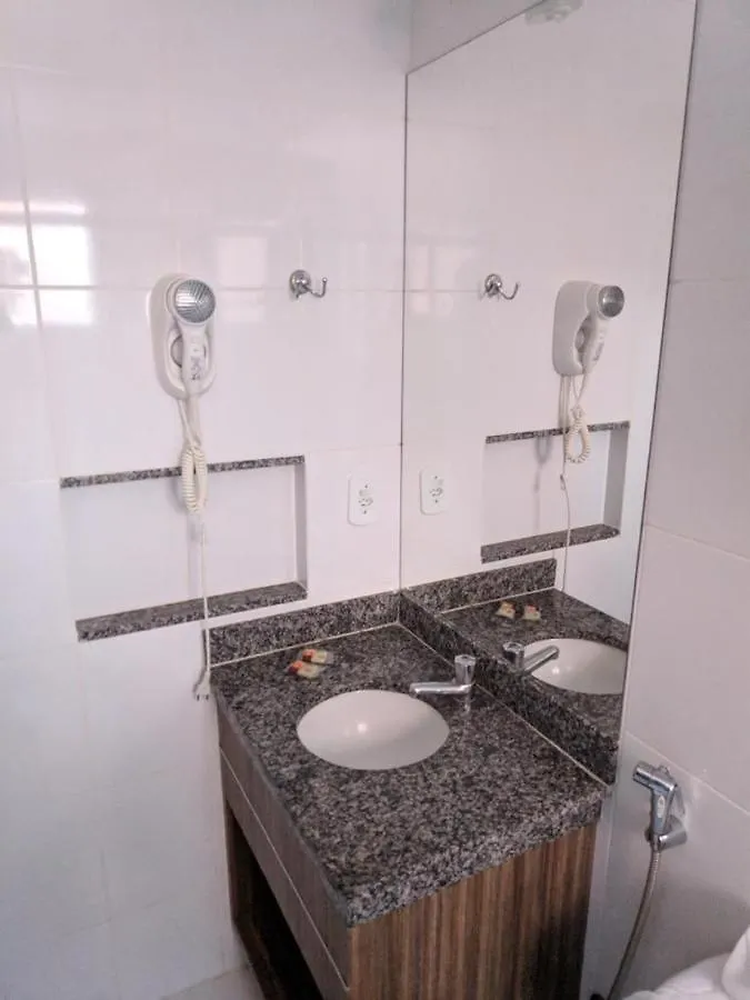 Apartamento Lacqua diRoma Hotel com Parque Aquático 24 horas Caldas Novas Brasil